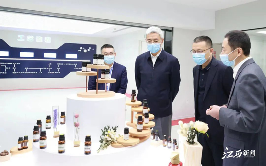 尹弘在贛江新區調研-2.jpg