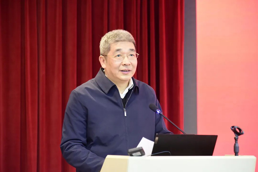 集團召開(kāi)2024年度總部述職考核會(huì )議2.jpg